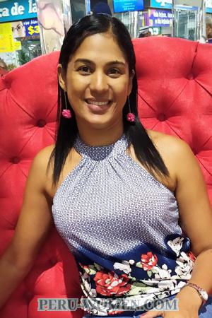 195449 - Emi Age: 45 - Colombia