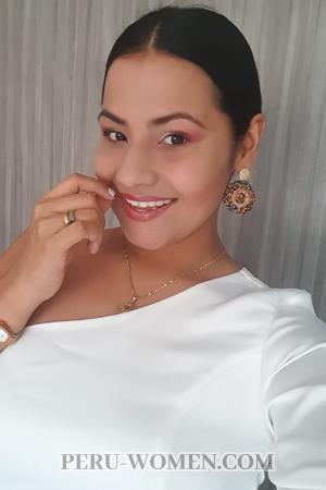 197387 - Monica Age: 38 - Colombia