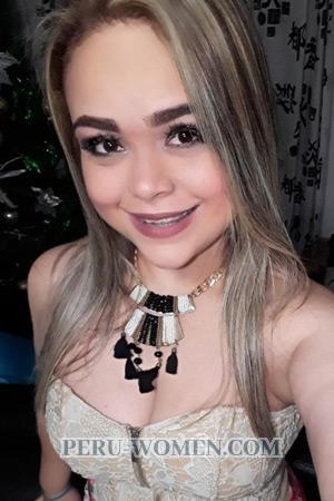 197537 - Luz Mary Age: 33 - Colombia