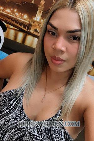 200661 - Angela Age: 34 - Colombia