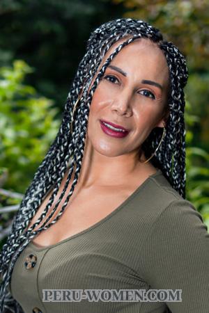 206700 - Luz Age: 51 - Colombia