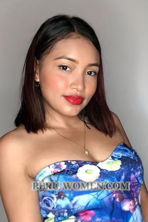 211257 - Jessenia Age: 26 - Colombia