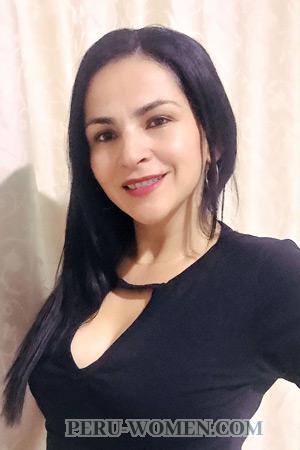 212326 - Alexandra Age: 49 - Colombia