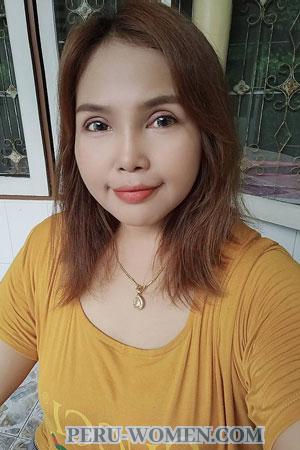 212684 - Anchittha Age: 44 - Thailand