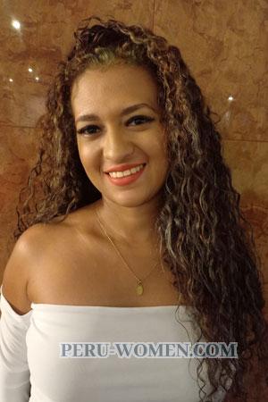 213752 - Leidy Age: 34 - Colombia