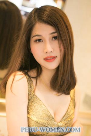 215177 - Novia Age: 32 - China