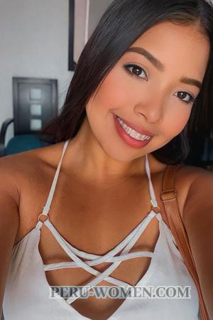 217745 - Liseth Age: 28 - Colombia