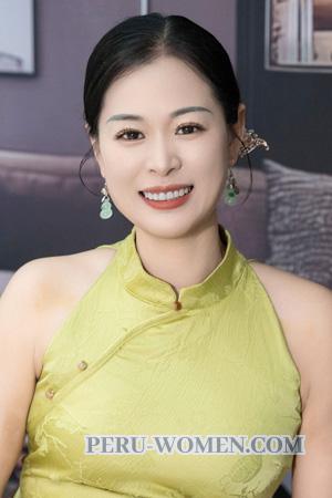 228015 - Miao Age: 42 - China